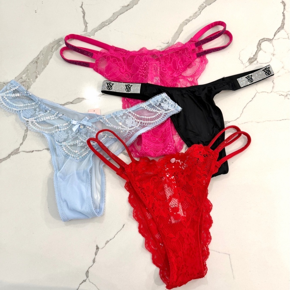 NWT Victorias secret panty and thong set of 4 size S